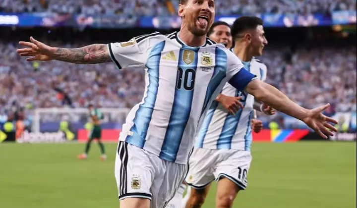 2026世界杯：梅西帽子戏法追平克洛泽，阿根廷3-0阿尔及利亚