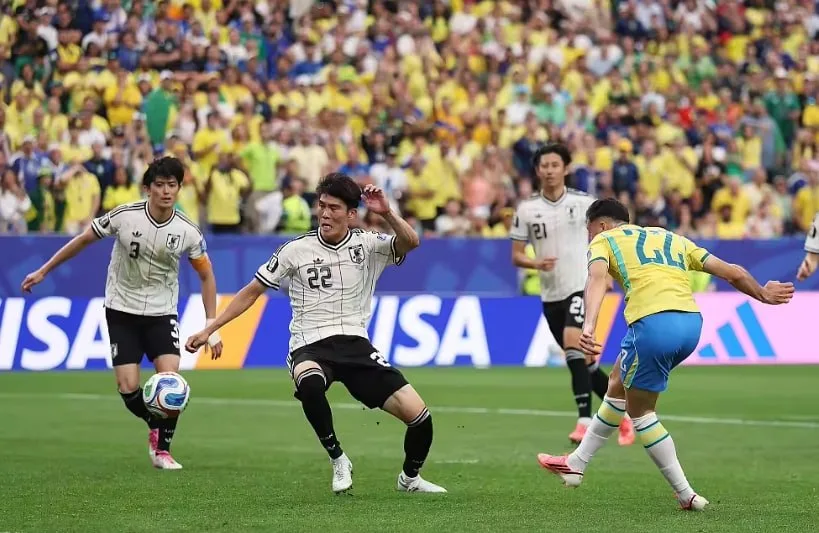马丁内利读秒绝杀创近60年纪录，巴西2-1逆转日本晋级16强