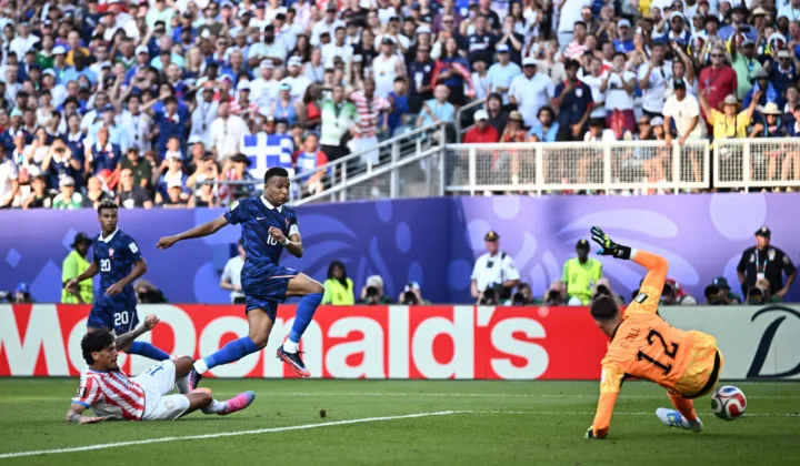 法国1-0巴拉圭晋级世界杯8强：姆巴佩点射制胜，法国一项冠军定律延续