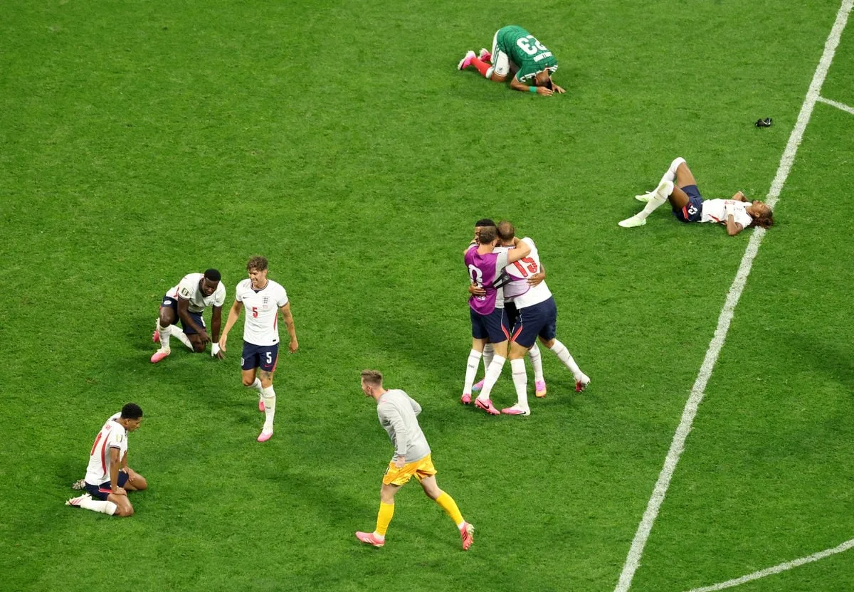 英格兰3-2险胜墨西哥，第11次闯入世界杯8强仅次巴西德国