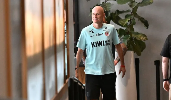 挪威2-1爆冷淘汰巴西，主帅：赢球后几乎没睡，厄德高是出色队长