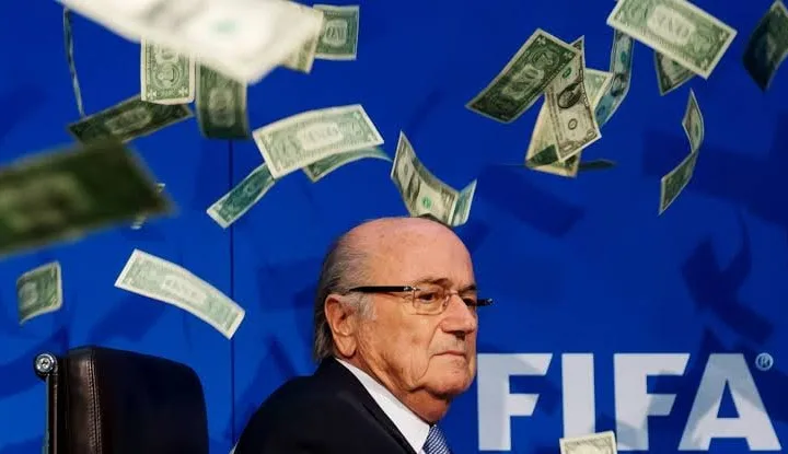 布拉特回应FIFA出售商业子公司少数股权：没有人有权出售足球