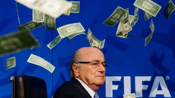 布拉特回应FIFA出售商业子公司少数股权：没有人有权出售足球