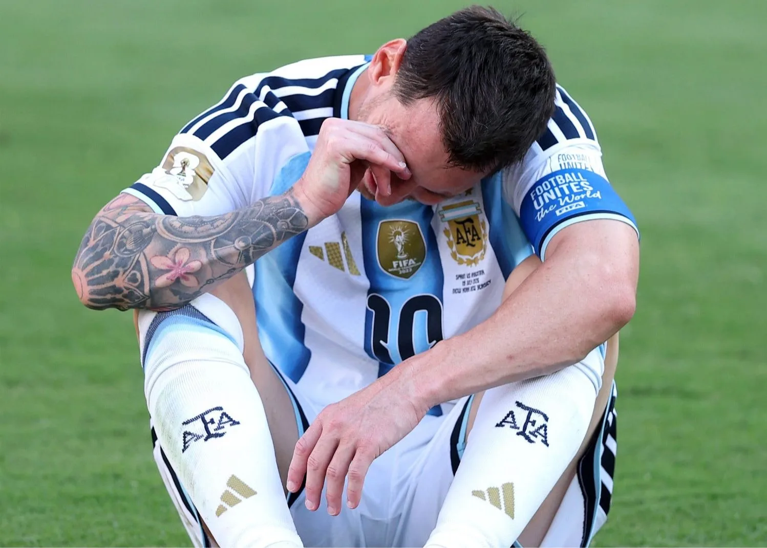 2026世界杯决赛：阿根廷0-1不敌西班牙，梅西“最后一舞”落泪收场