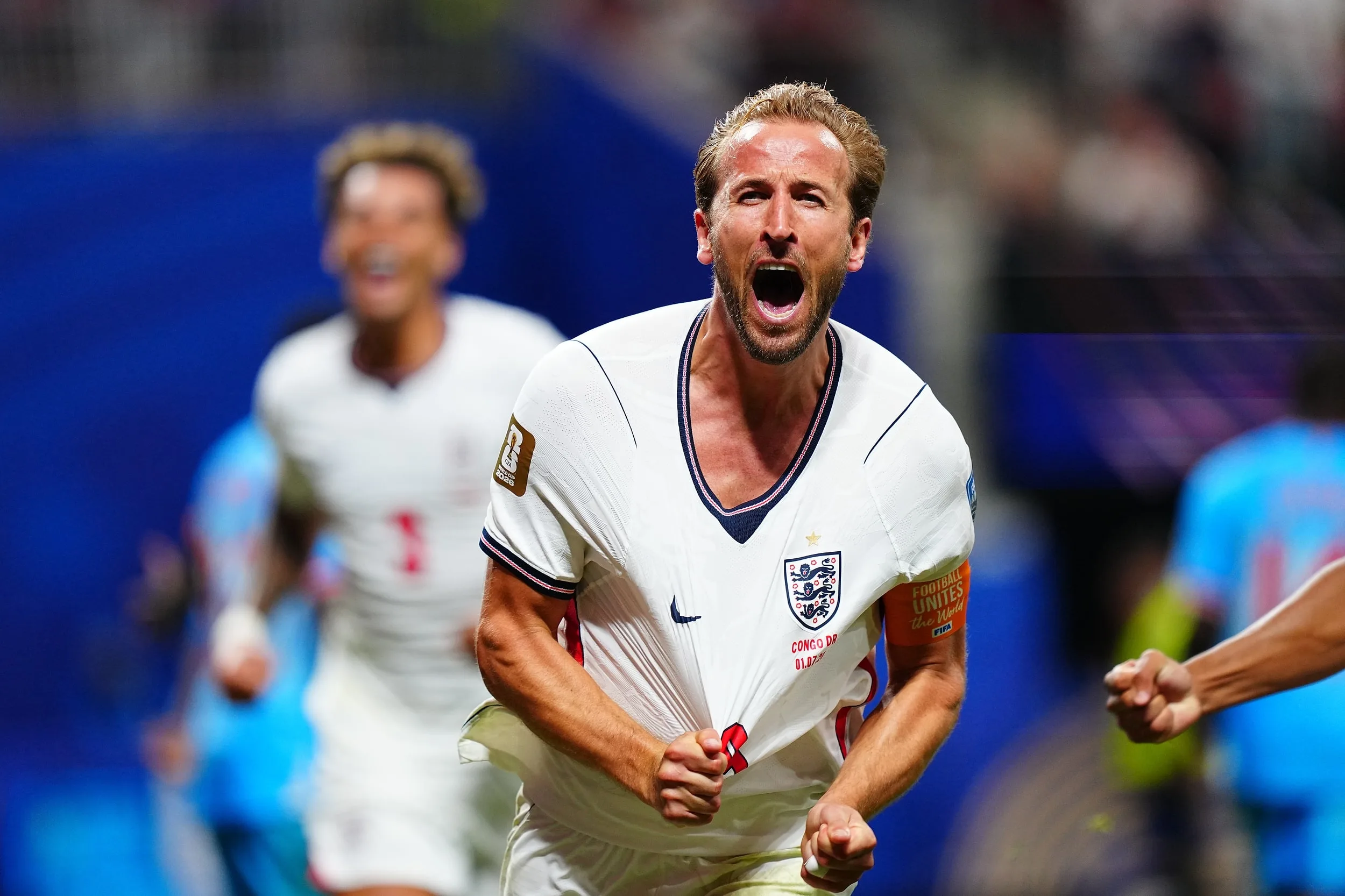 凯恩双响救主！英格兰16射2-1逆转民主刚果