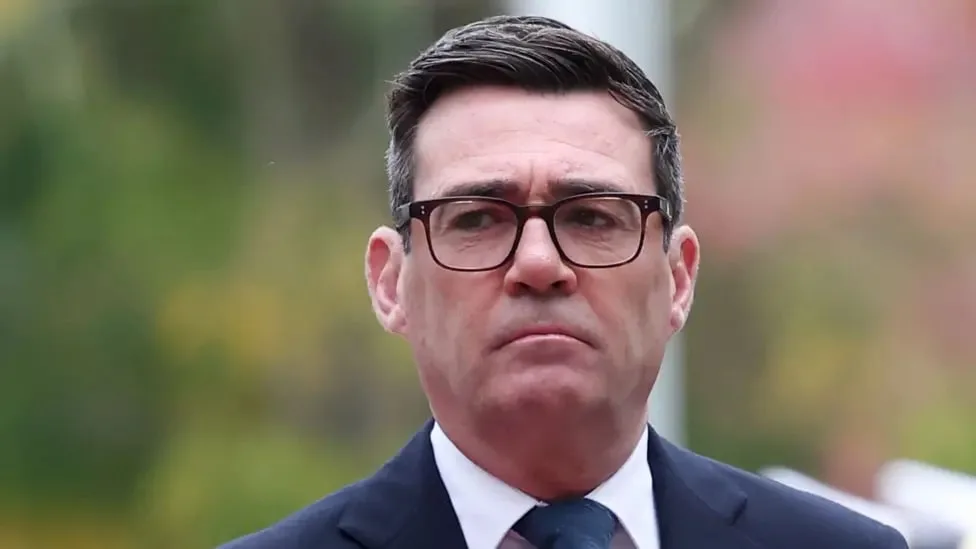 英国首相伯纳姆承诺公开与曼城会面详情，财务违规案仍在上诉